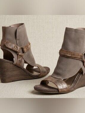 Diba Leather Women's Brown Suede Wedge Sandals 9.5